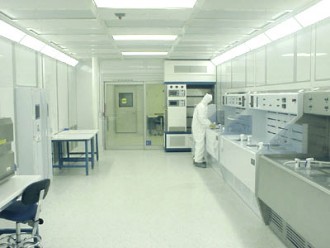 Camera alba